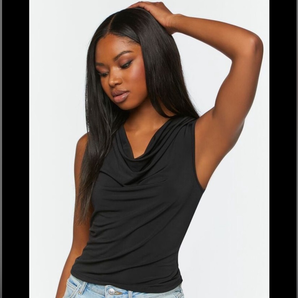 🎁Forever 21 cowl top